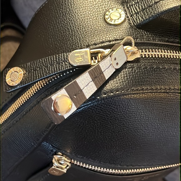 HENRI BENDEL ‘BOWERY’ BLACK LEATHER BACKPACK - Picture 6 of 16